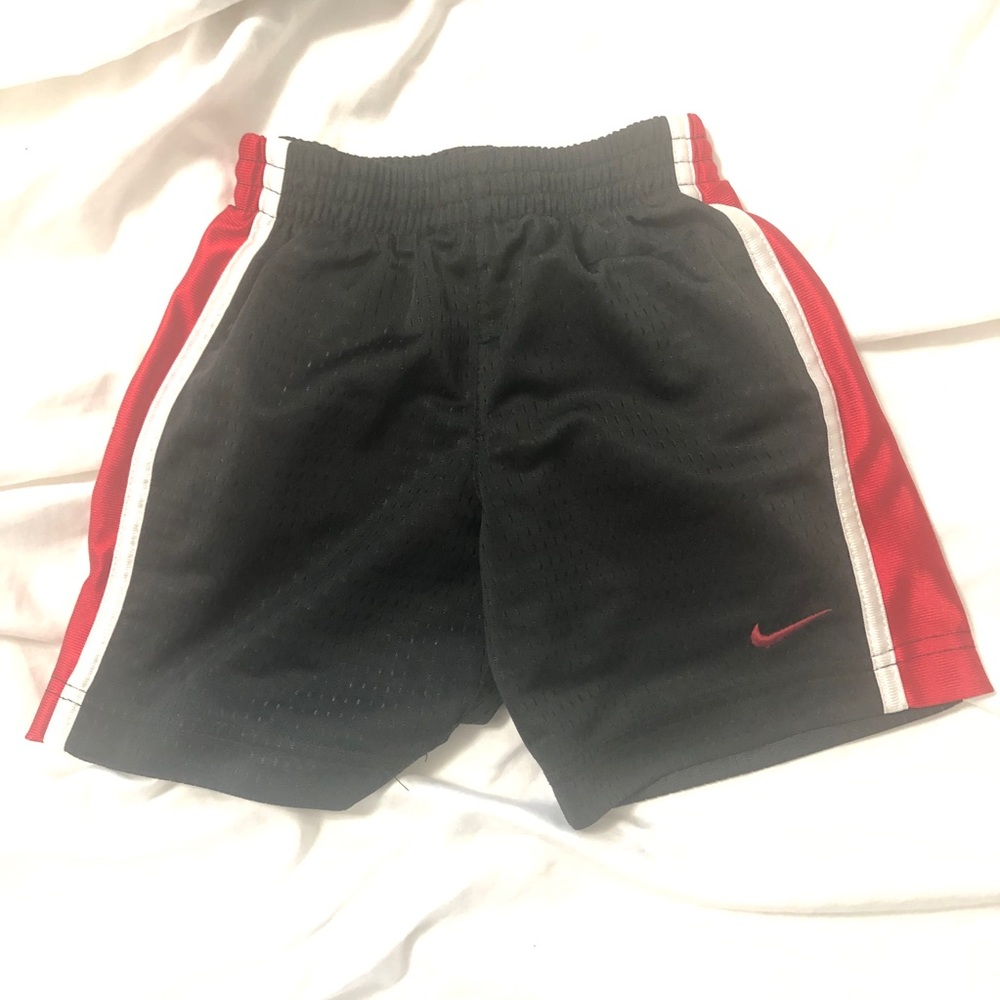Nike shorts toddler boys size 4T